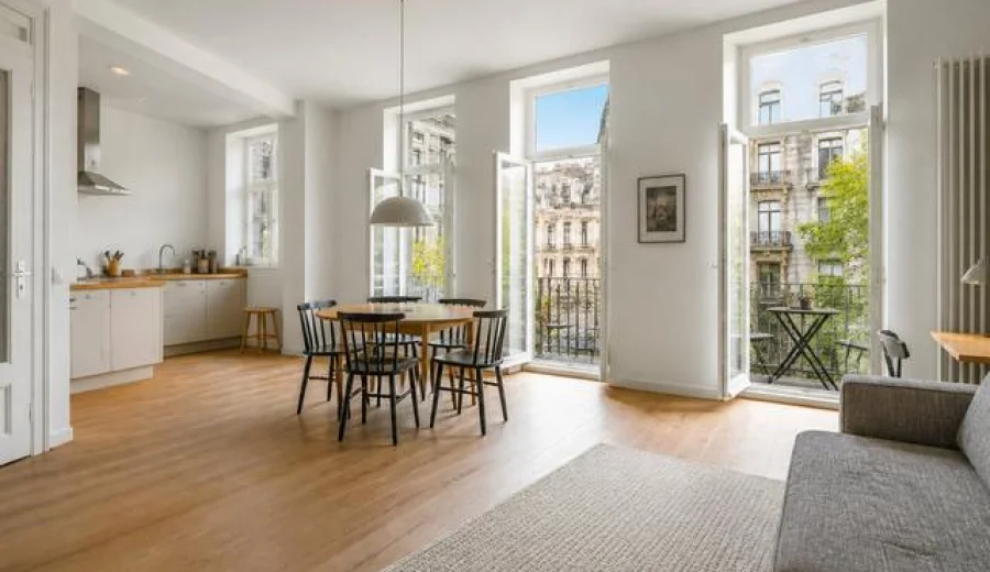 Fictional demo property · Namur