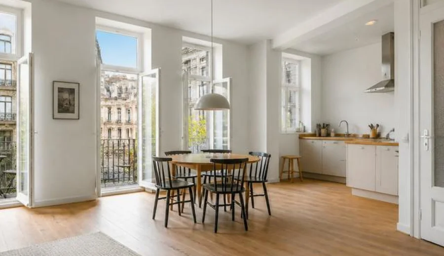 Fictional demo property · Eschen